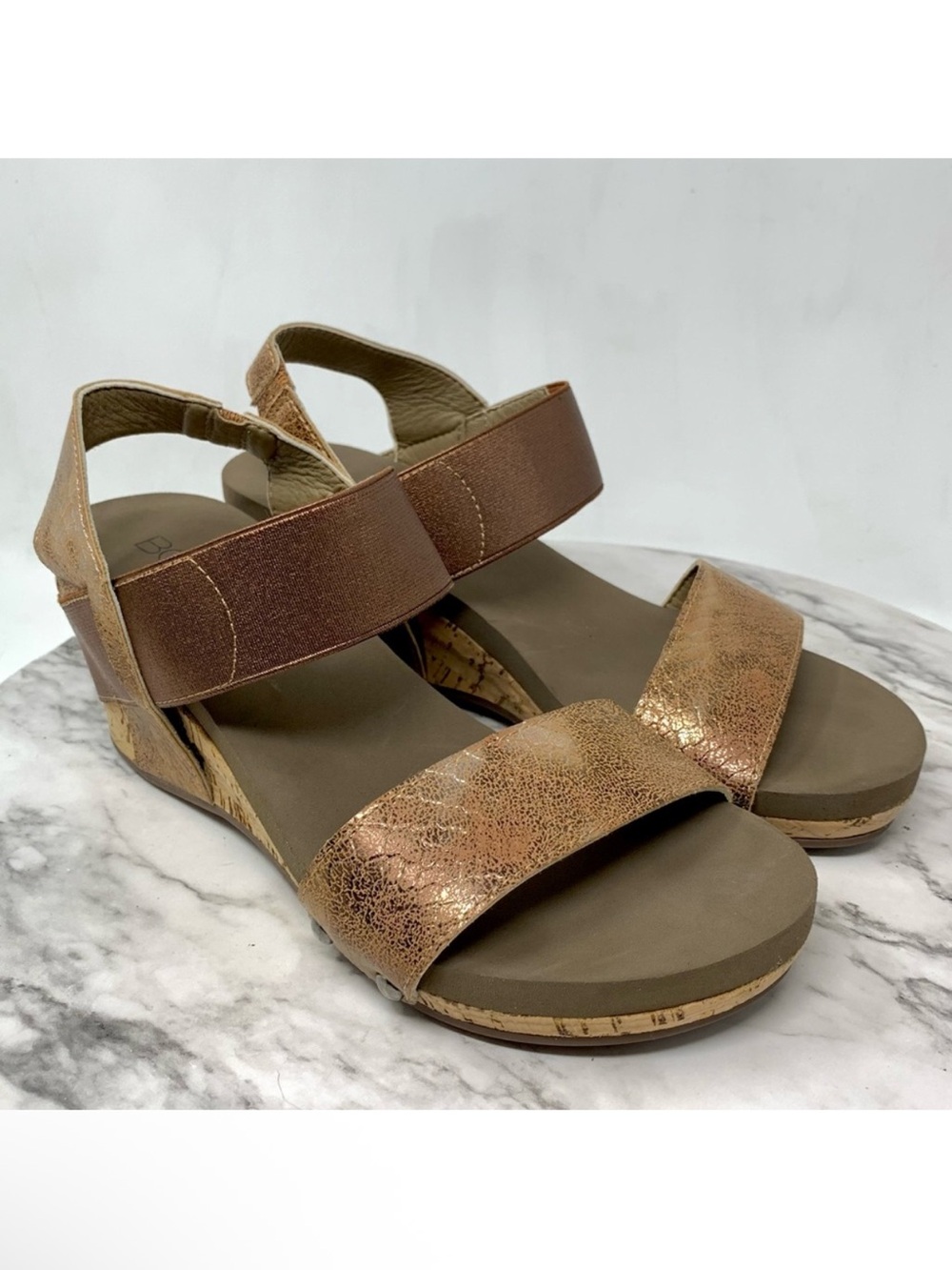 Boutique By Corkys Bandit Bronze Wedge Comfort Sandals 7 Boho Classic Resortwear